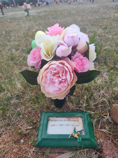 Flower delivery for Rebecca Schelhaas