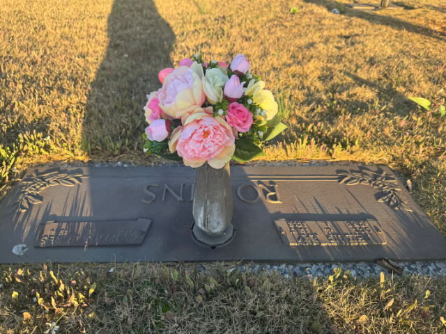 Flower delivery for Phillip R Rollins