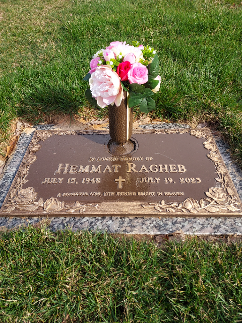 Flower delivery for Hemmat Ragheb