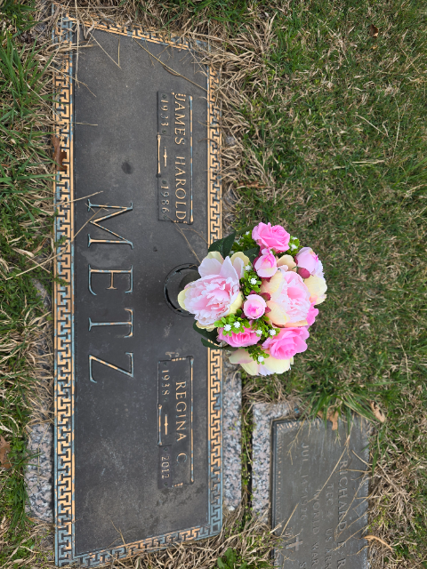 Flower delivery for James Harold Metz