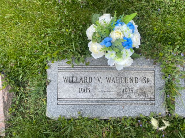 Flower delivery for Willard V. Vernon Wahlund