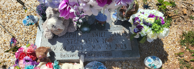 Flower delivery for Christopher Daniel James Stefanson