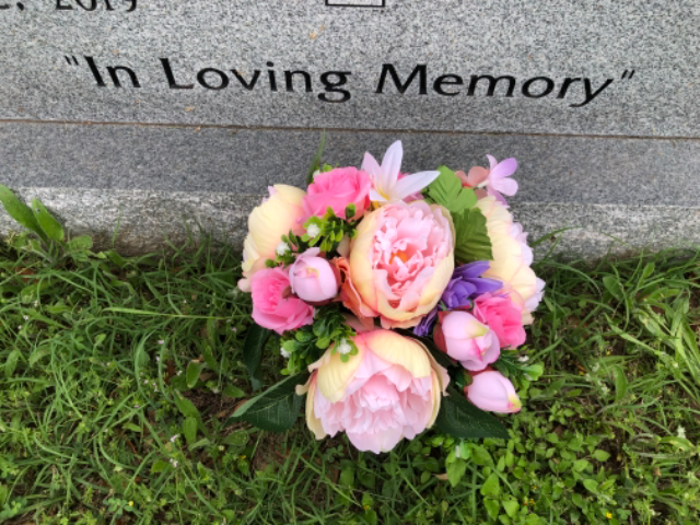 Flower delivery for Frances Maureen Koenig