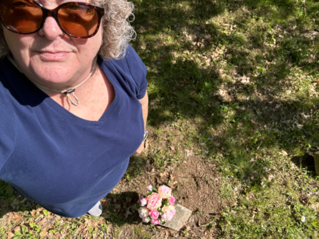 Flower delivery for Caroline Essler