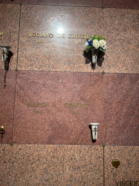 Flower delivery for Luciano De Oliveira