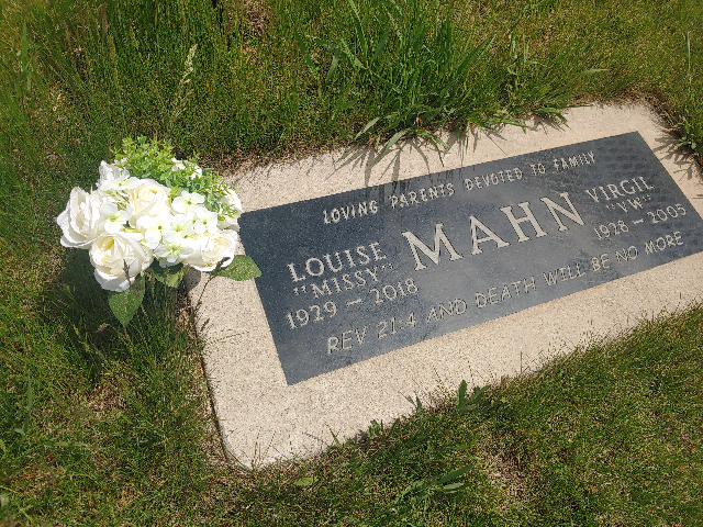 Flower delivery for Louise Lavonne Mahn