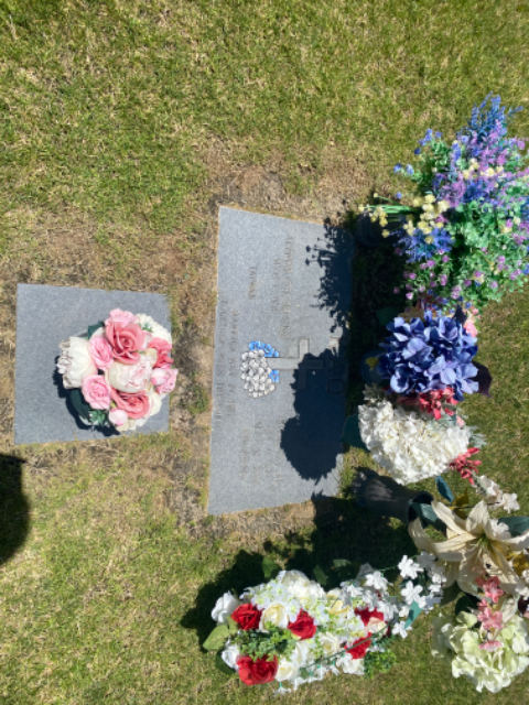 Flower delivery for Nicolasa Pe Kao