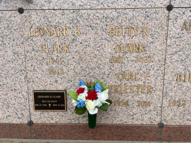 Flower delivery for Betty Faye Clark