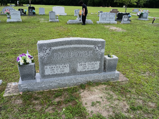 Flower delivery for Donna Grayce Stallsmith