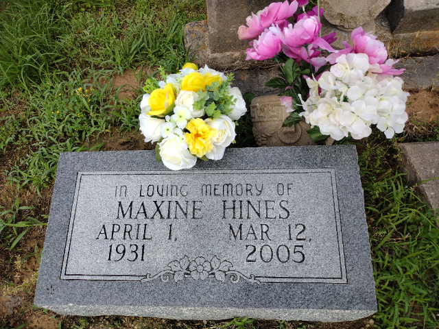 Flower delivery for Maxine Hines