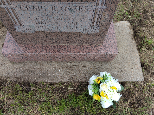 Flower delivery for Craig Robert Oakes