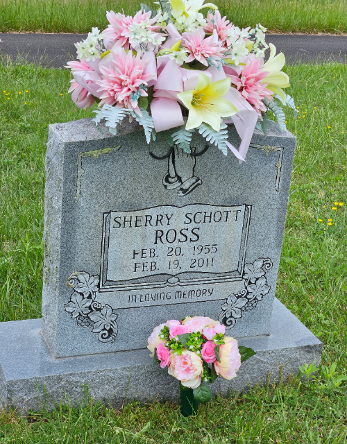 Flower delivery for Sherry Schott Ross