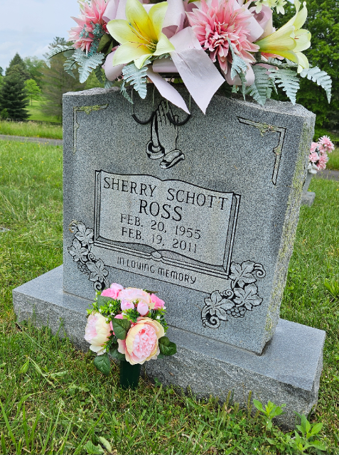 Flower delivery for Sherry Schott Ross