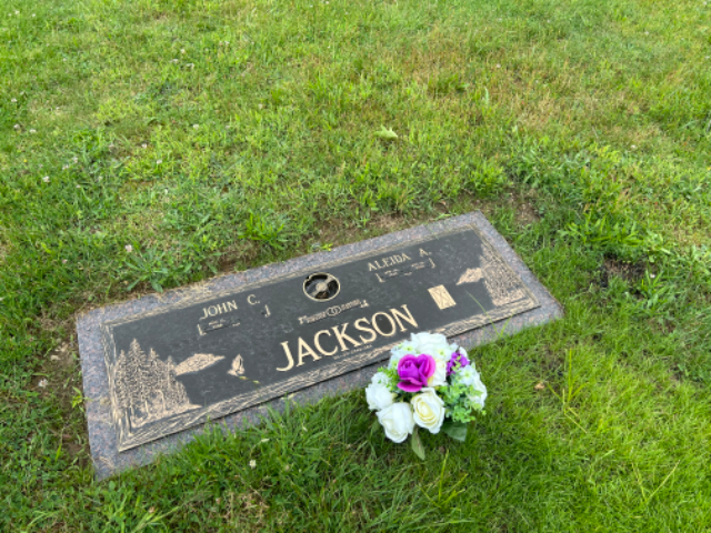 Flower delivery for Aleida Ann Jackson