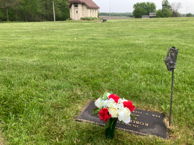 Flower delivery for Robert E. Burns