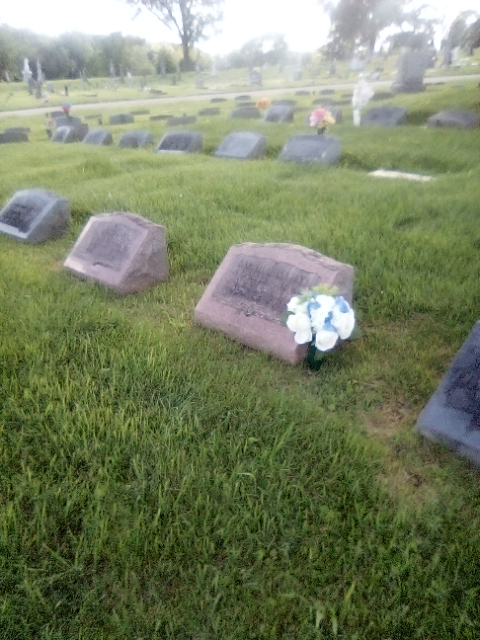 Flower delivery for Sarah Jean Cabage