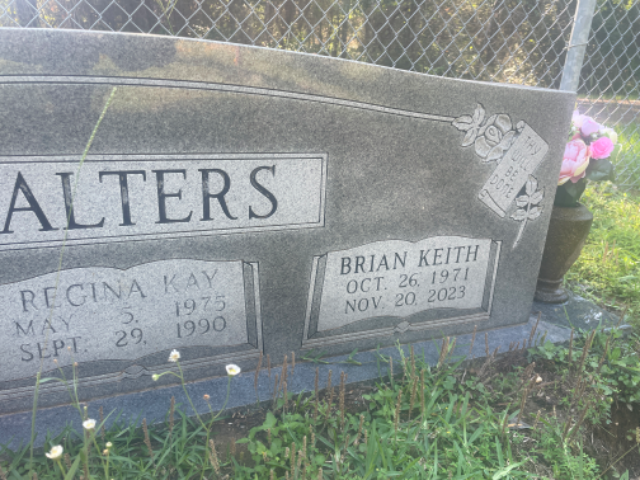 Flower delivery for Regina Kay Walters