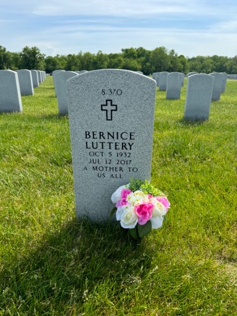Flower delivery for Bernice Luttery