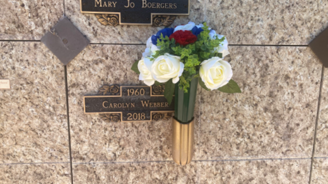 Flower delivery for Carolyn Webber