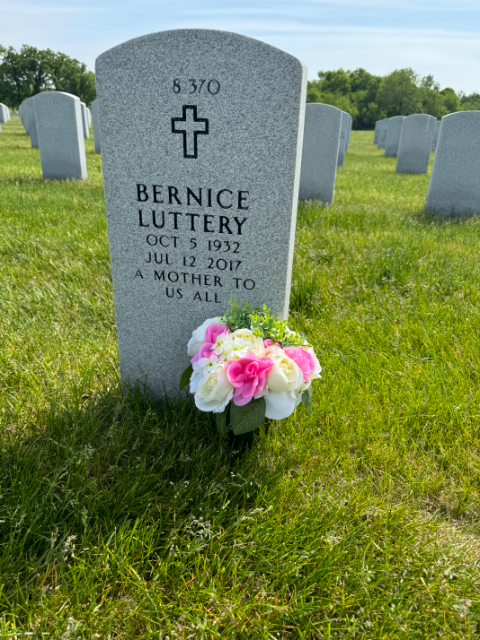 Flower delivery for Bernice Luttery
