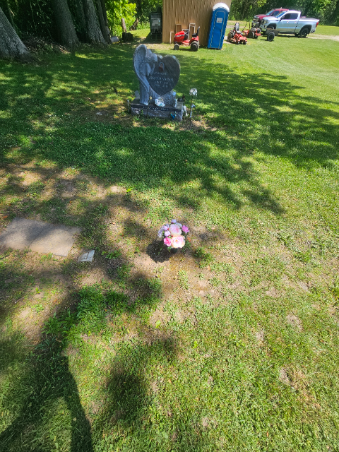 Flower delivery for Theresa M Fowler