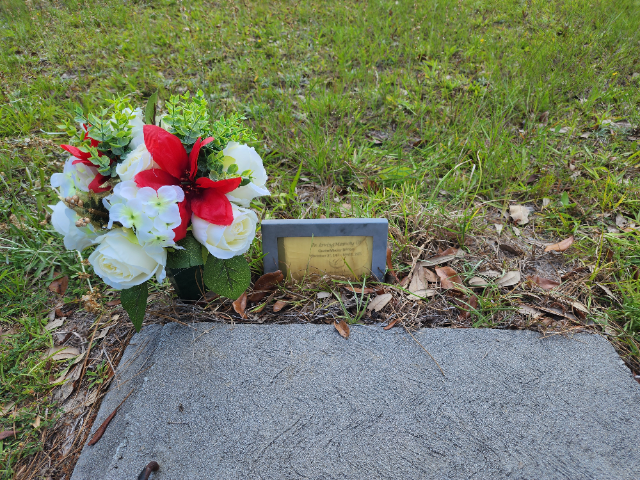 Flower delivery for Queen Brinson