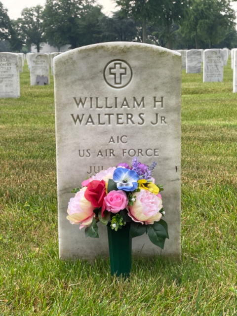 Flower delivery for William H Walters