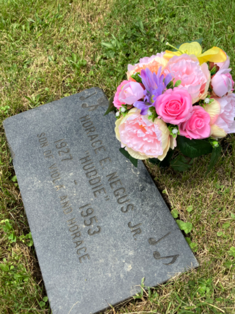 Flower delivery for Horace Elmore Negus