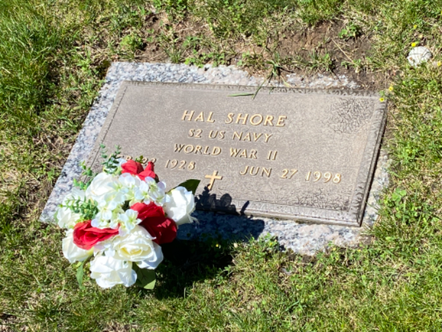 Flower delivery for Hal Shore