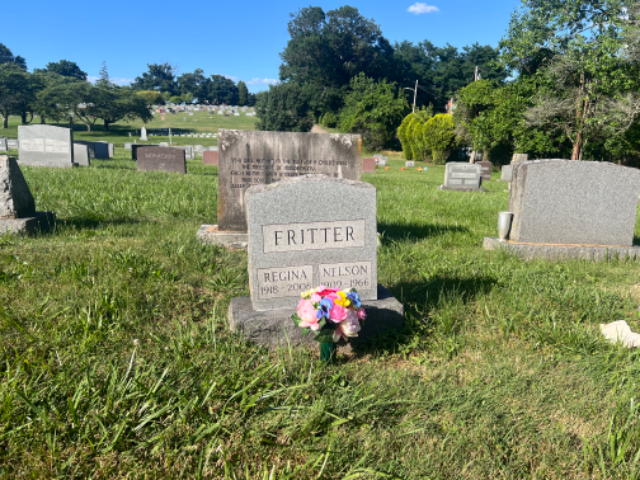 Flower delivery for Regina B. Fritter