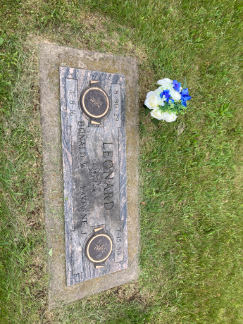 Flower delivery for Donald William Leonard