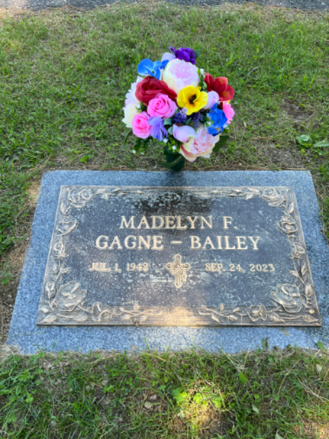 Flower delivery for Madelyn F. Bailey