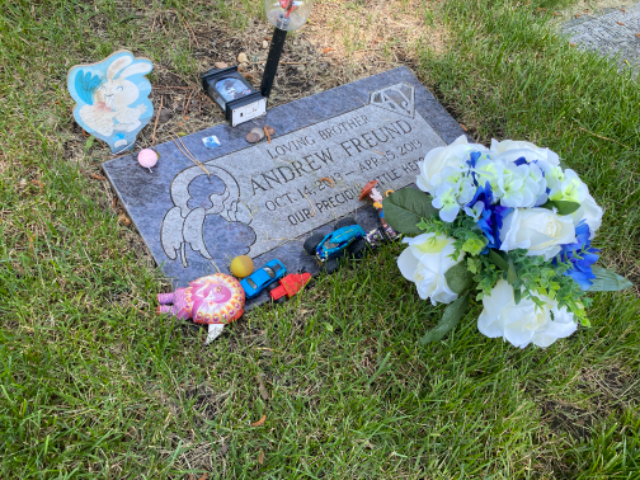 Flower delivery for Andrew Thomas Freund