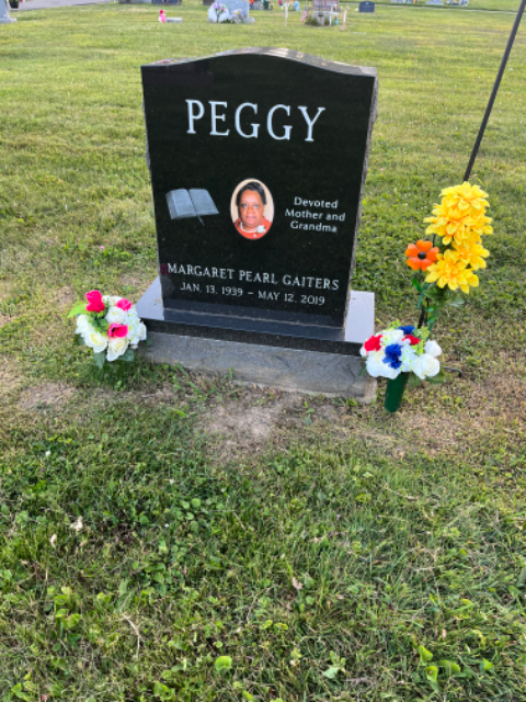 Flower delivery for Margaret Pearl Gaiters