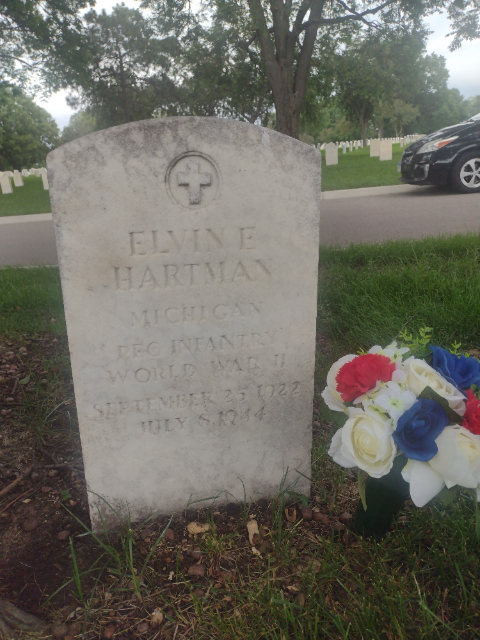 Flower delivery for Elvin E Hartman