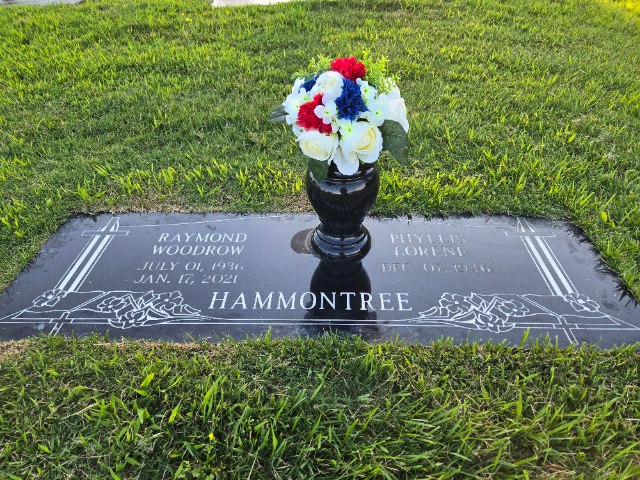 Flower delivery for Raymond Woodrow Hammontree