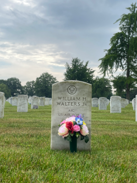 Flower delivery for William H Walters