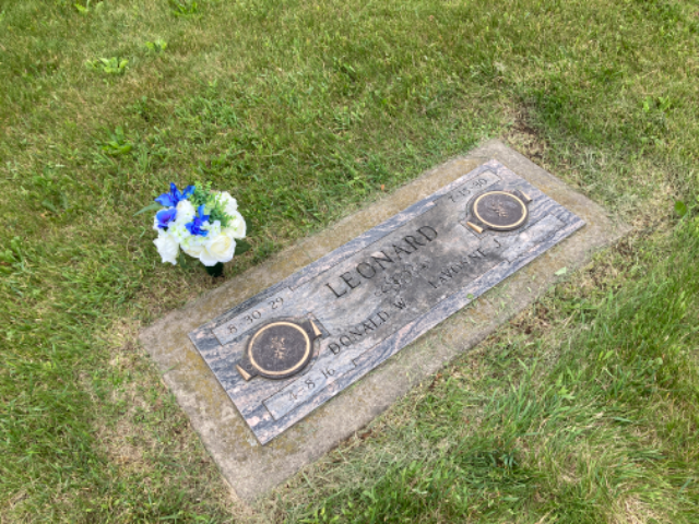 Flower delivery for Donald William Leonard