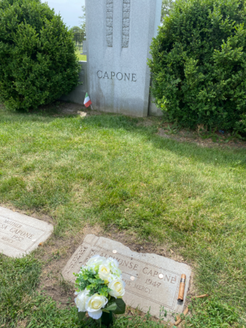 Flower delivery for Al Capone