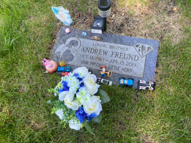 Flower delivery for Andrew Thomas Freund