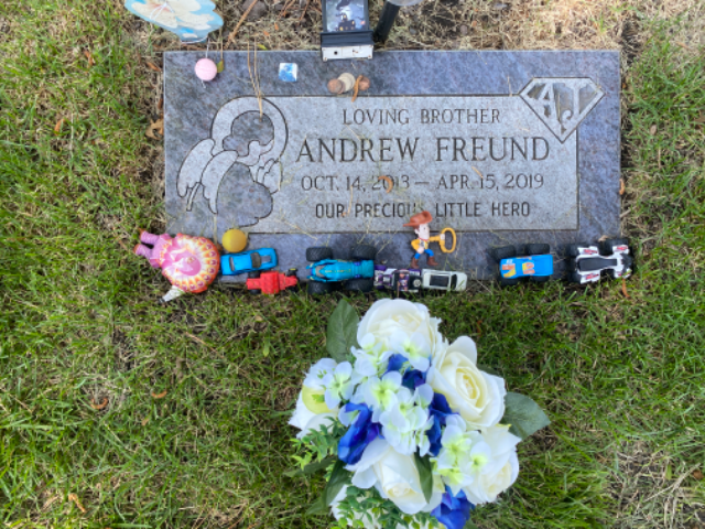 Flower delivery for Andrew Thomas Freund