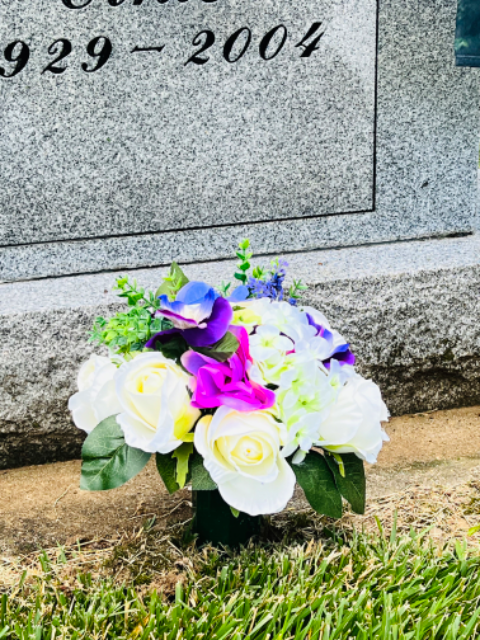 Flower delivery for Robert Baczkowski