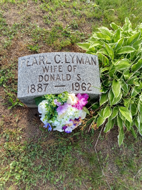 Flower delivery for Pearl C Lyman