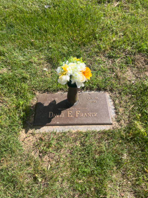 Flower delivery for David E Frantz