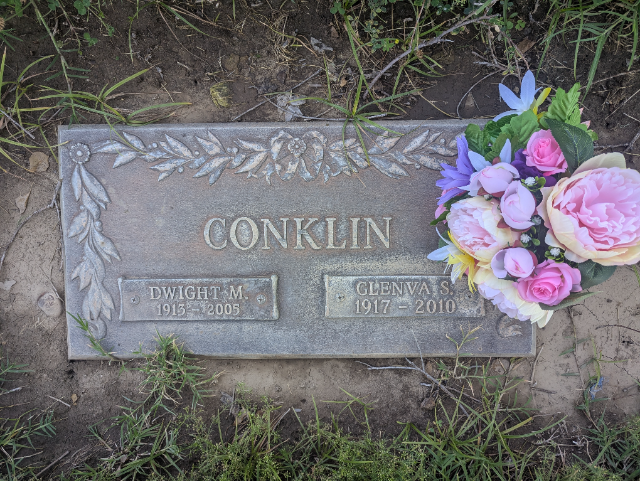 Flower delivery for Glenva Stella Conklin