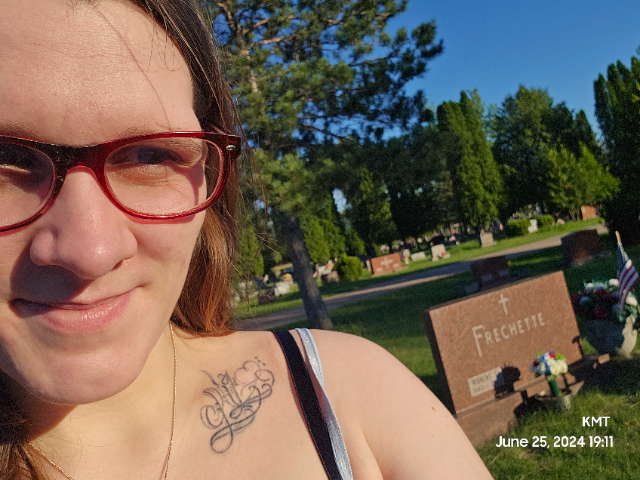 Flower delivery for Robert G Frechette