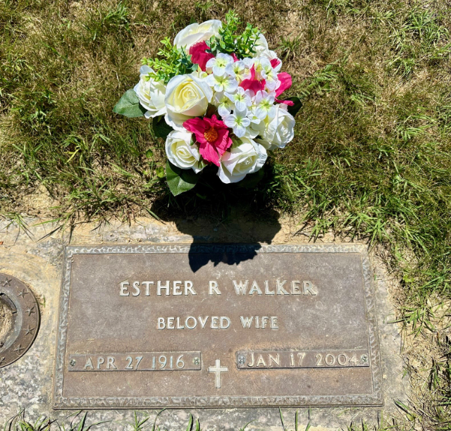 Flower delivery for Esther Mary Rivera Walker