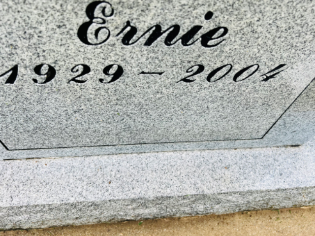 Flower delivery for Robert Baczkowski