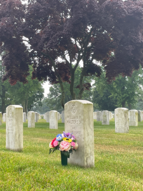 Flower delivery for William H Walters