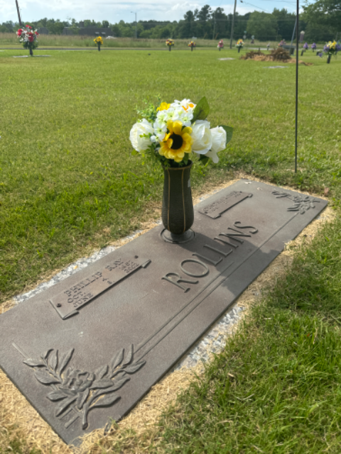 Flower delivery for Phillip R Rollins